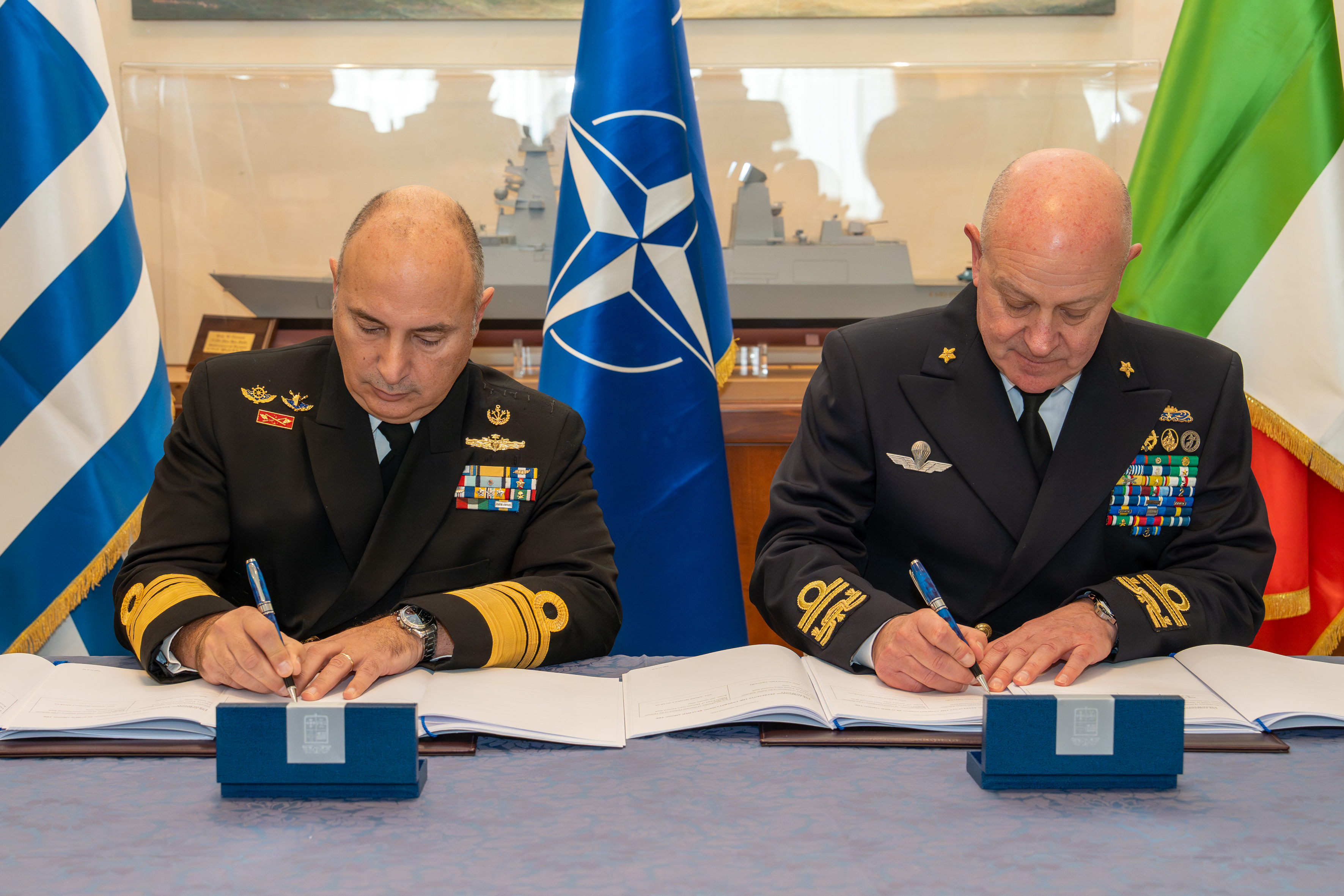 01. Italy and Greece sign Operational MoU for the Underwater COE